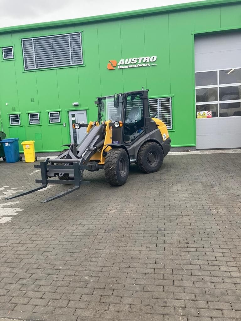 Mecalac AX1000