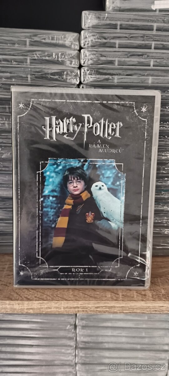 Harry Potter DVD nerozbalena. Mám jich od každého víc