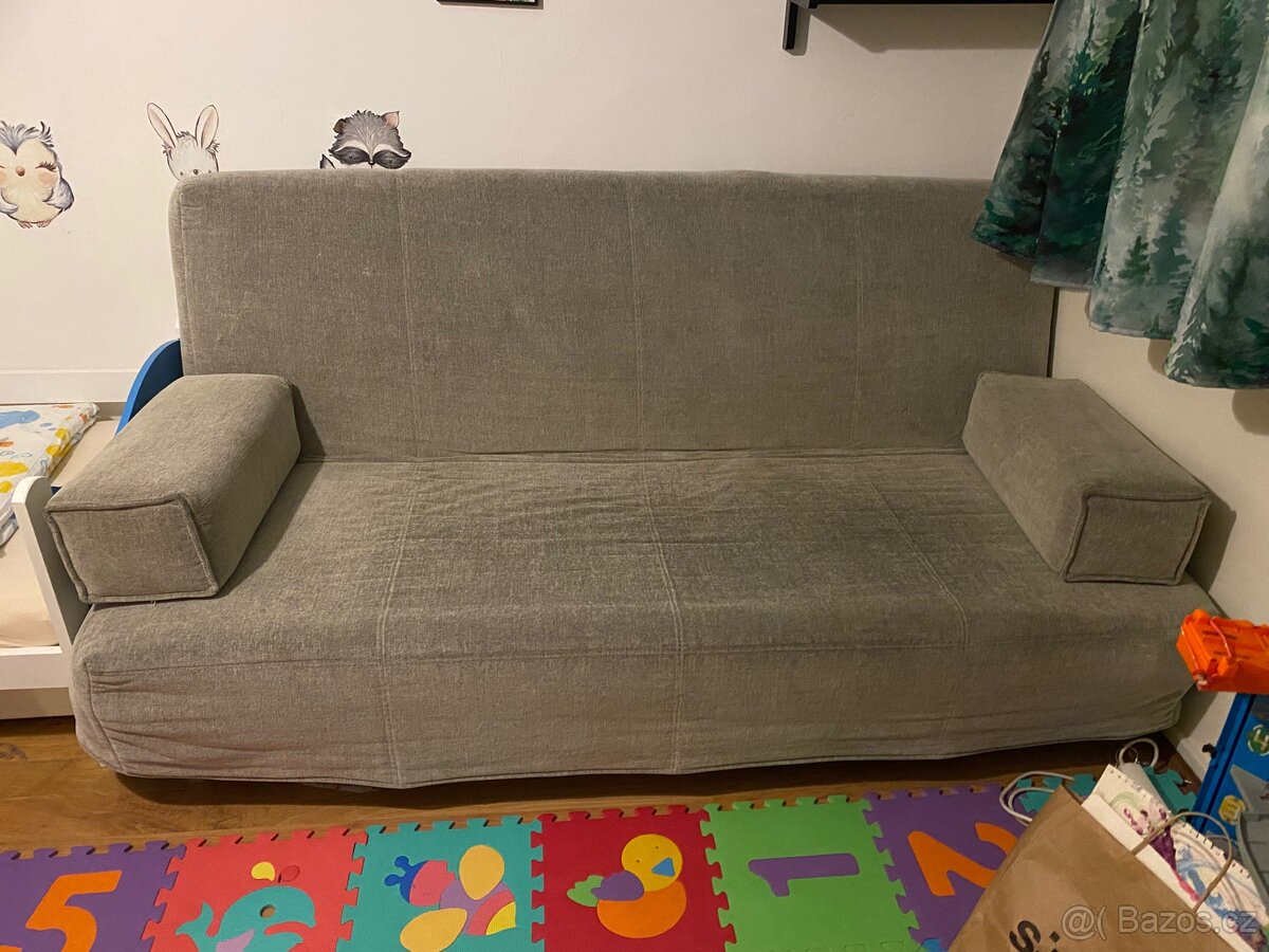 Sedačka IKEA rozkládací s úložným prostorem