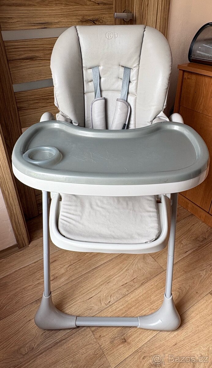 Jídelní židlička