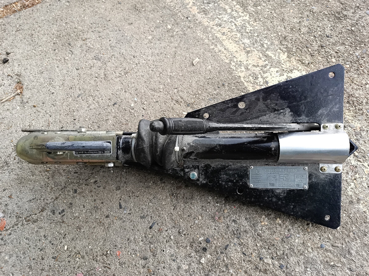 Prodám nájezdovou brzdu NBK 3 - Kovopodnik Brno