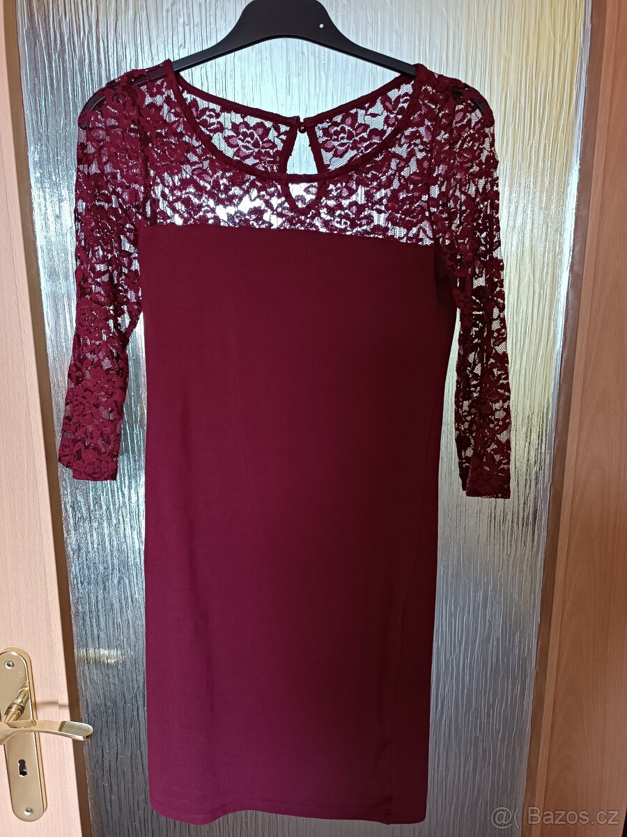 Dámské/dívčí šaty