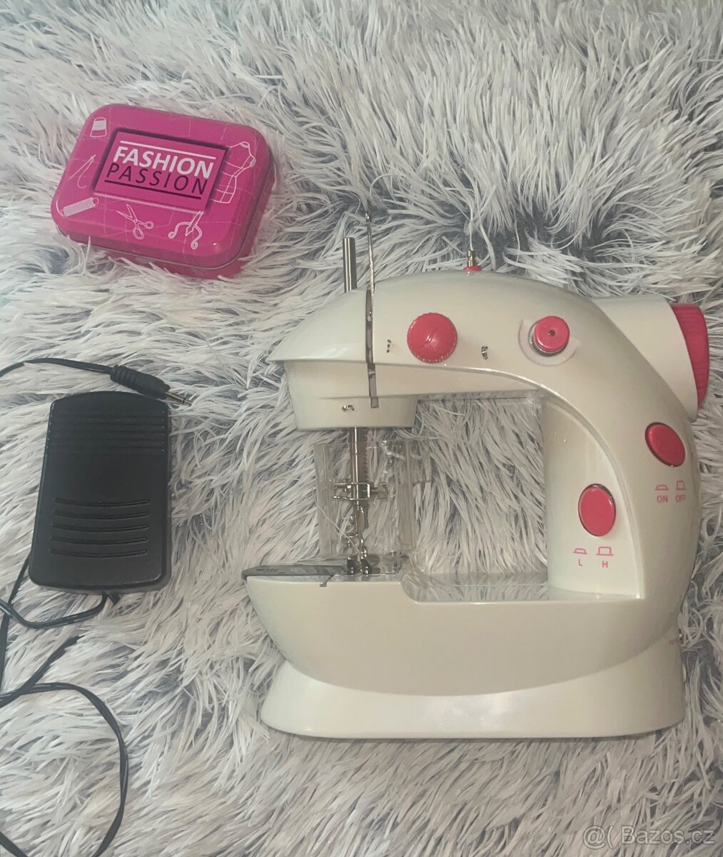 Dětský šicí stroj, zn.Klein