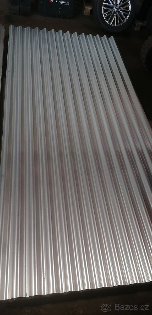 Vlnitý plech pozinkovaný 0,7x1410x3000 mm