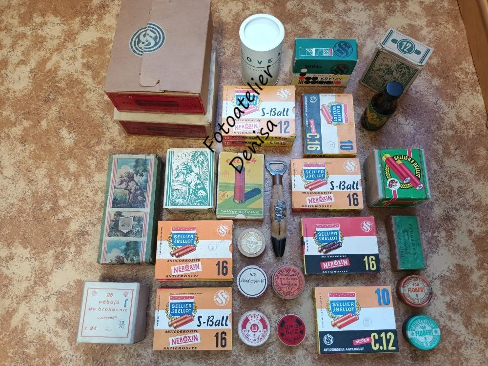 Krabičky od brokových nábojů, staré brokové náboje