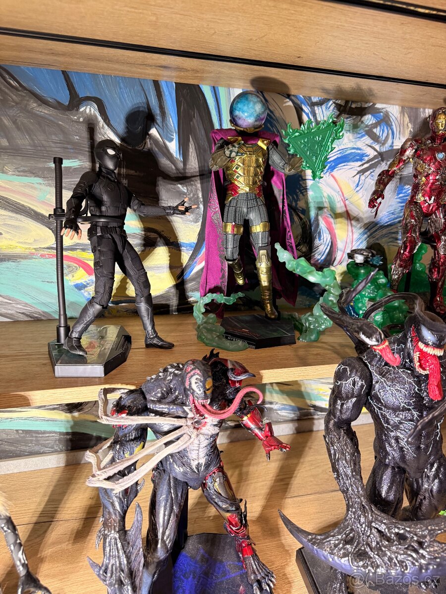 Prodám figurku Hot Toys Venomized Iron Man 1/6