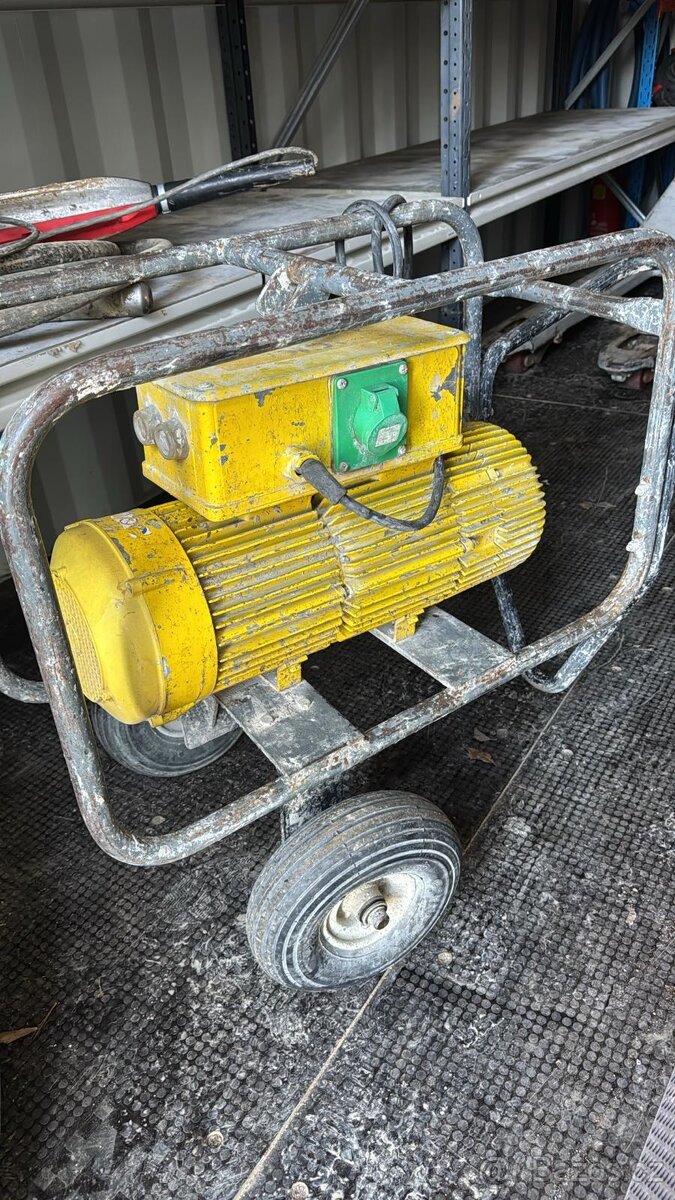 Menič pre vibrátory Wacker Neuson 2017