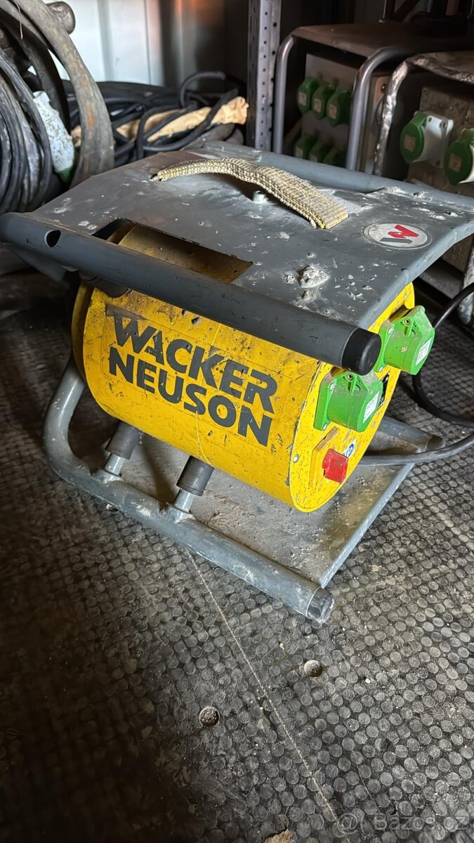 Použitý menič pre vibrátory Wacker Neuson, 2015.