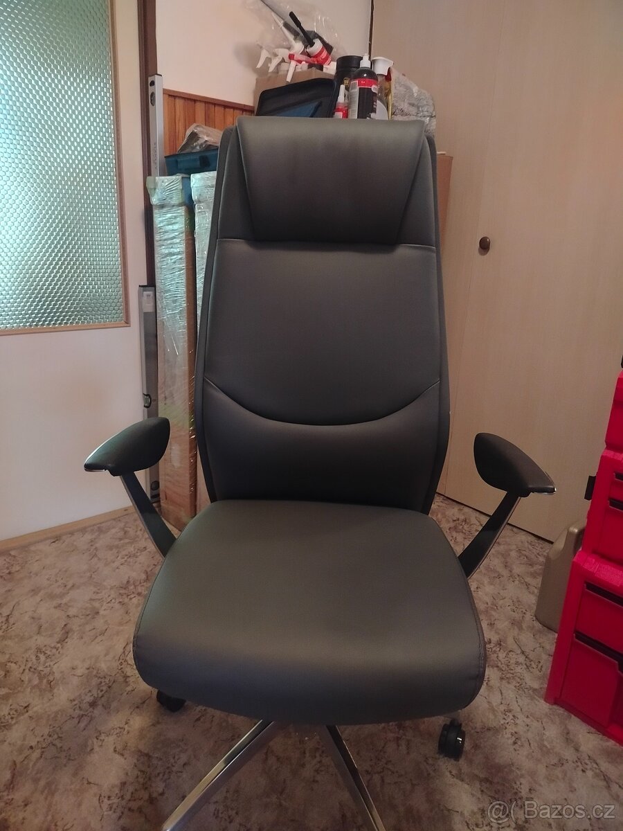 Kožené kancelářské křeslo FANCY, šedá