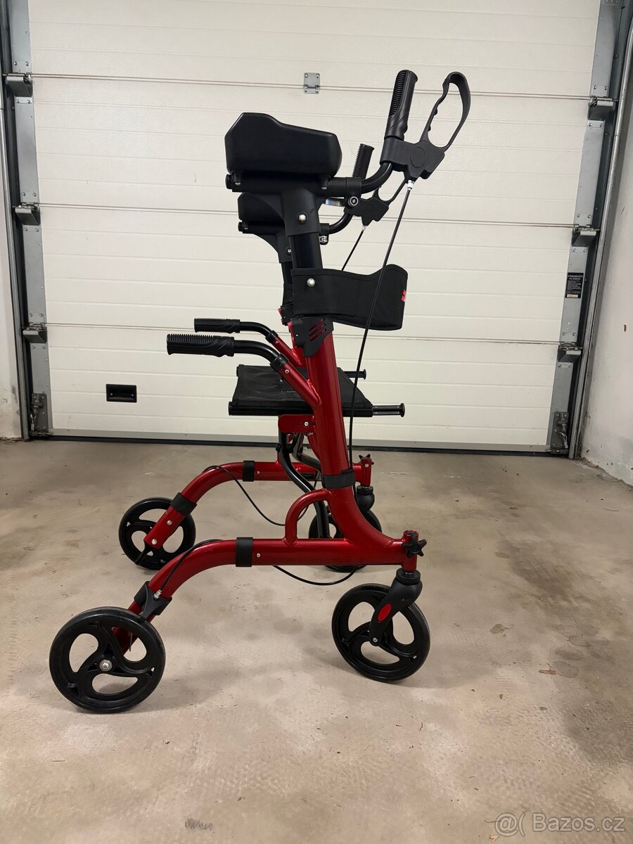 Rehabilitační chodítko s předloketní oporou