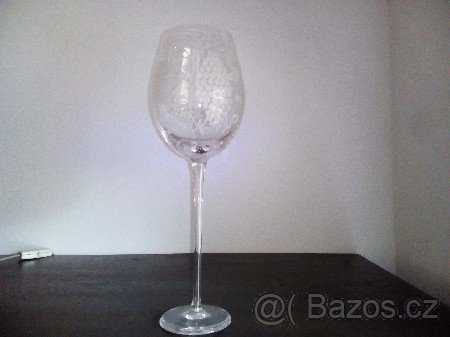 Vánoční dekorace, pohár, talíř, různé věci