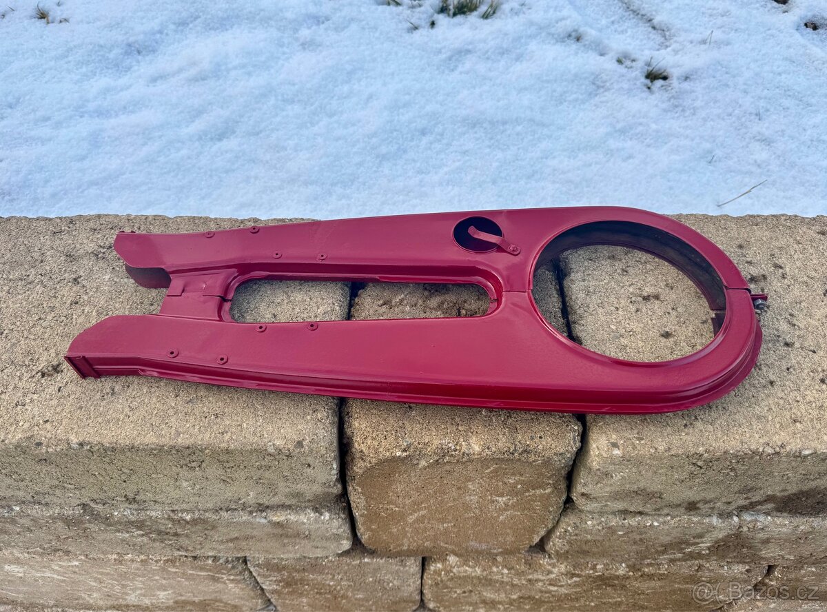 Jawa 250 350 panelka - kryt řetězu