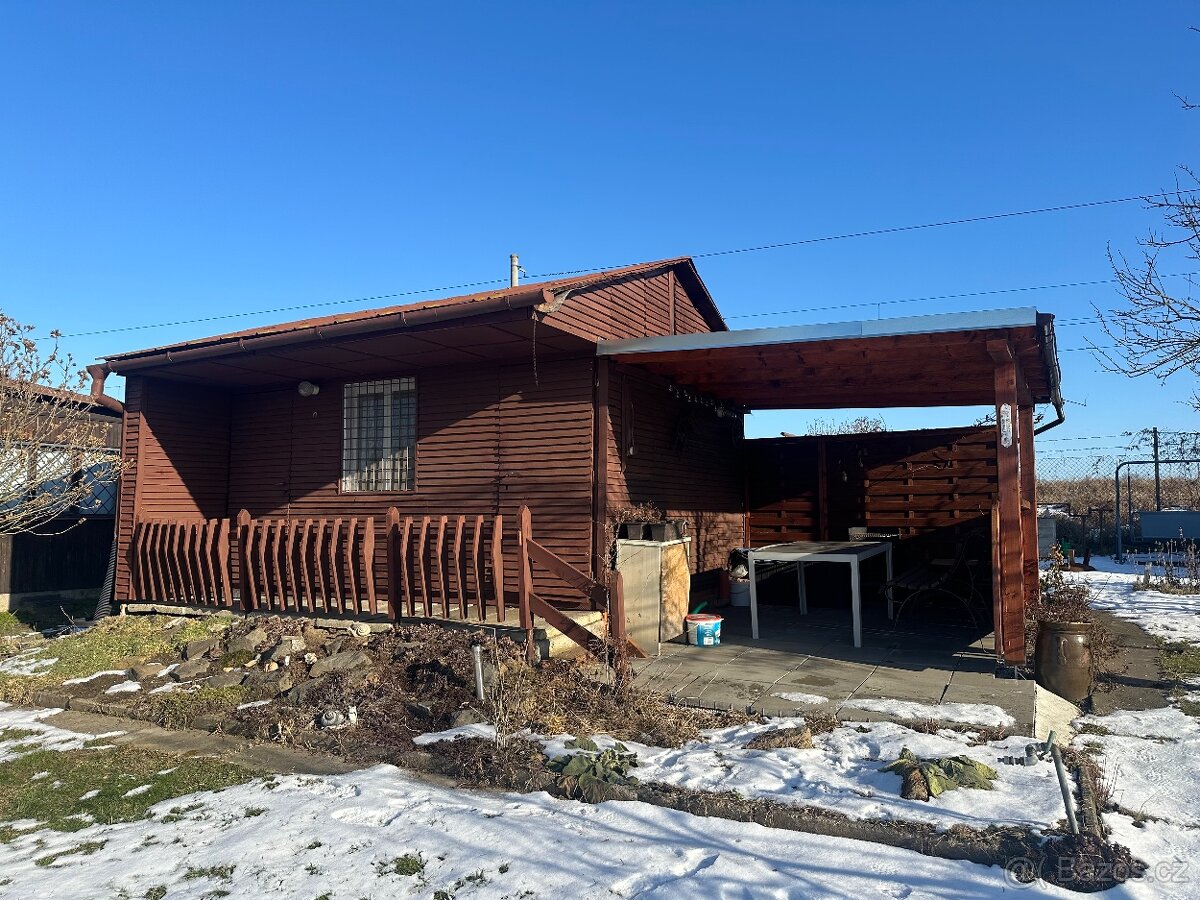 Prodej, CHATA, 22m² , POZEMEK 562m2 -OTROKOVICE