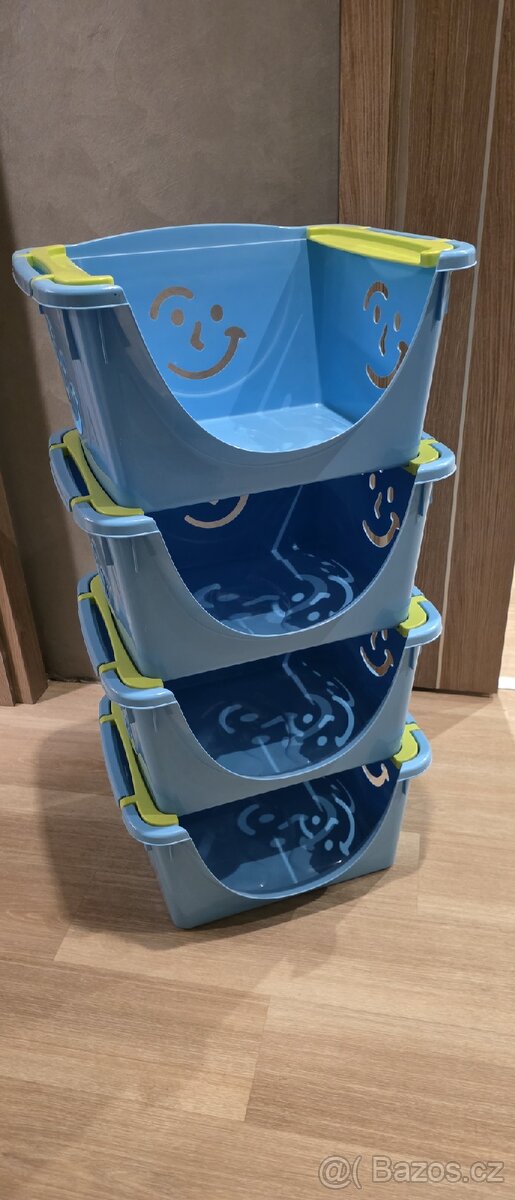 Plastové rozdělovače na hračky