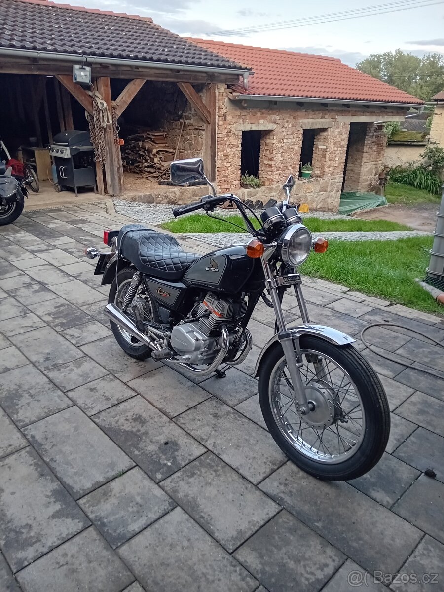 Honda cm125 Custom