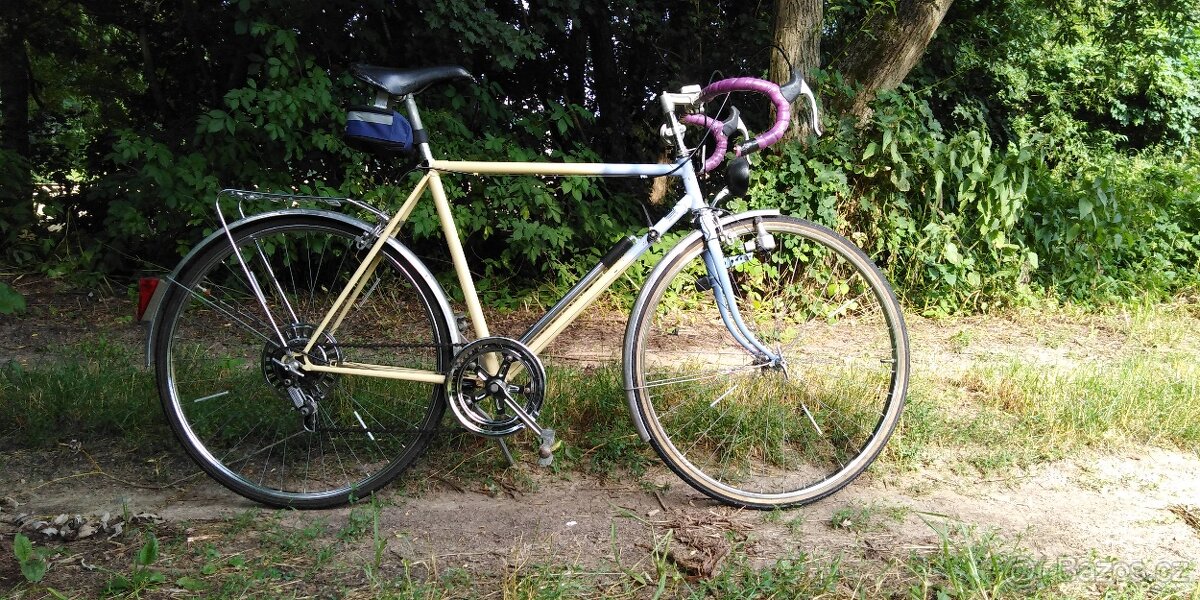 Eska premier, velikost 54, R. V. 1991 retro