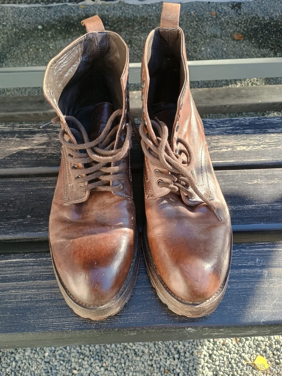 Kožené boty St.Moritz 43