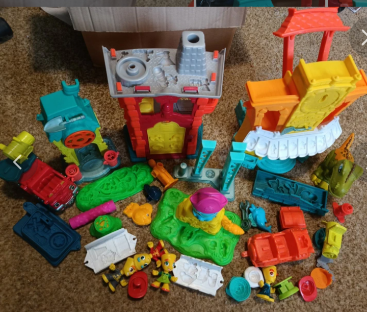 Play doh sady pro hraní s modelínou