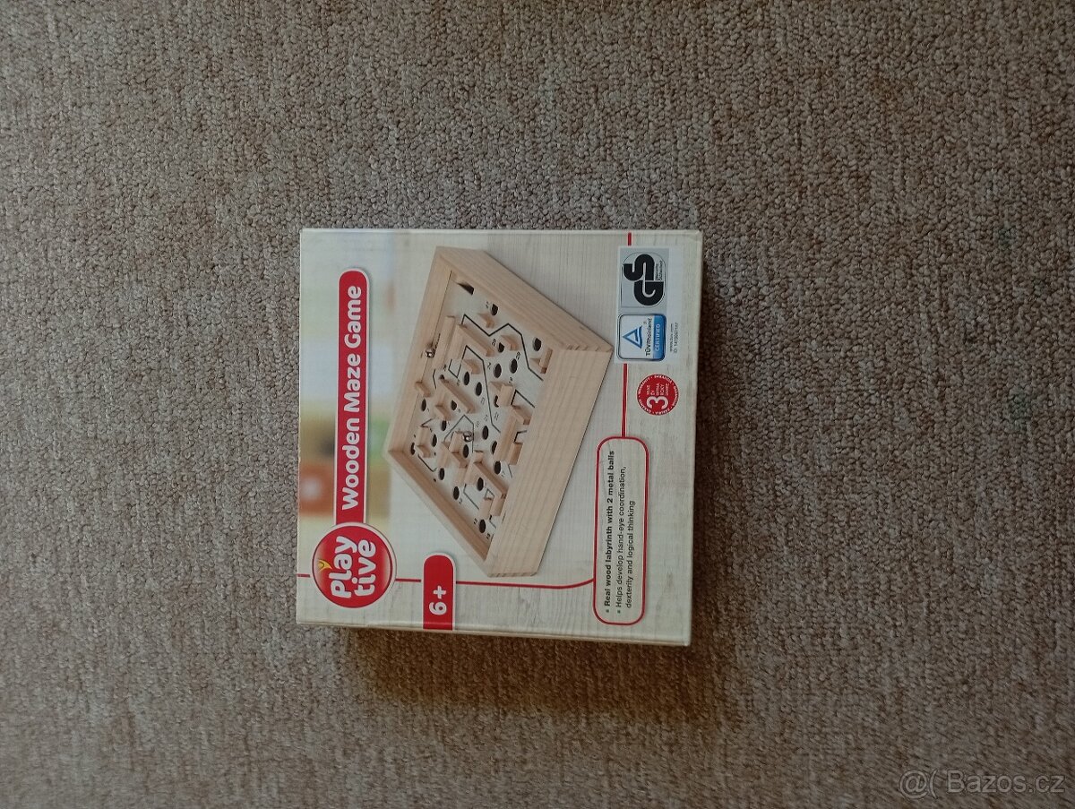 Dřevěná balanční hra