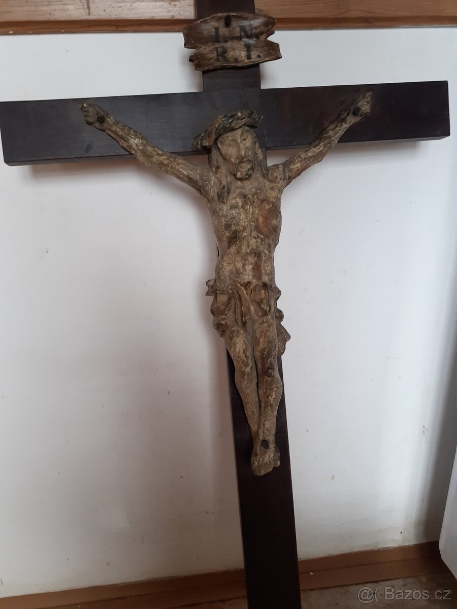 Starožitný kříž ,skleněný obrázek, soška bohyně