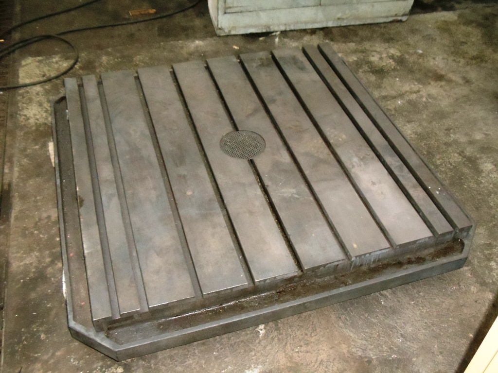 Upínací stůl pro vyvrtávačku W100