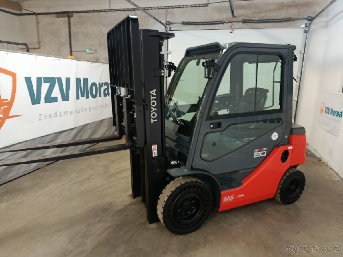 Toyota Dieselový VZV 52-8FDF20 zánovní 1035mth