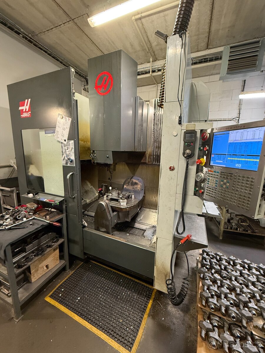 Prodám 5osé centrum Haas UMC 750