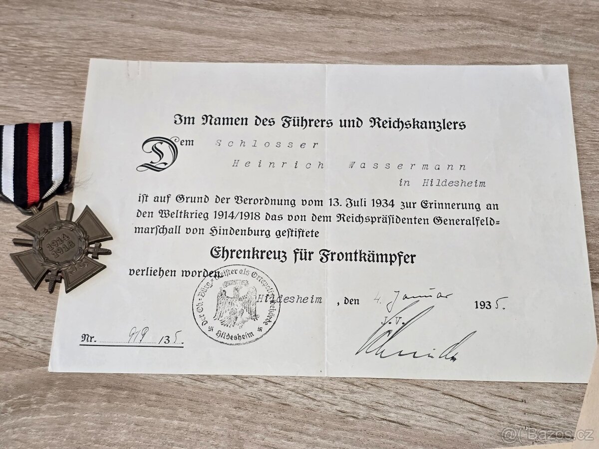 Konvolut dokumentů - kříž cti s meči