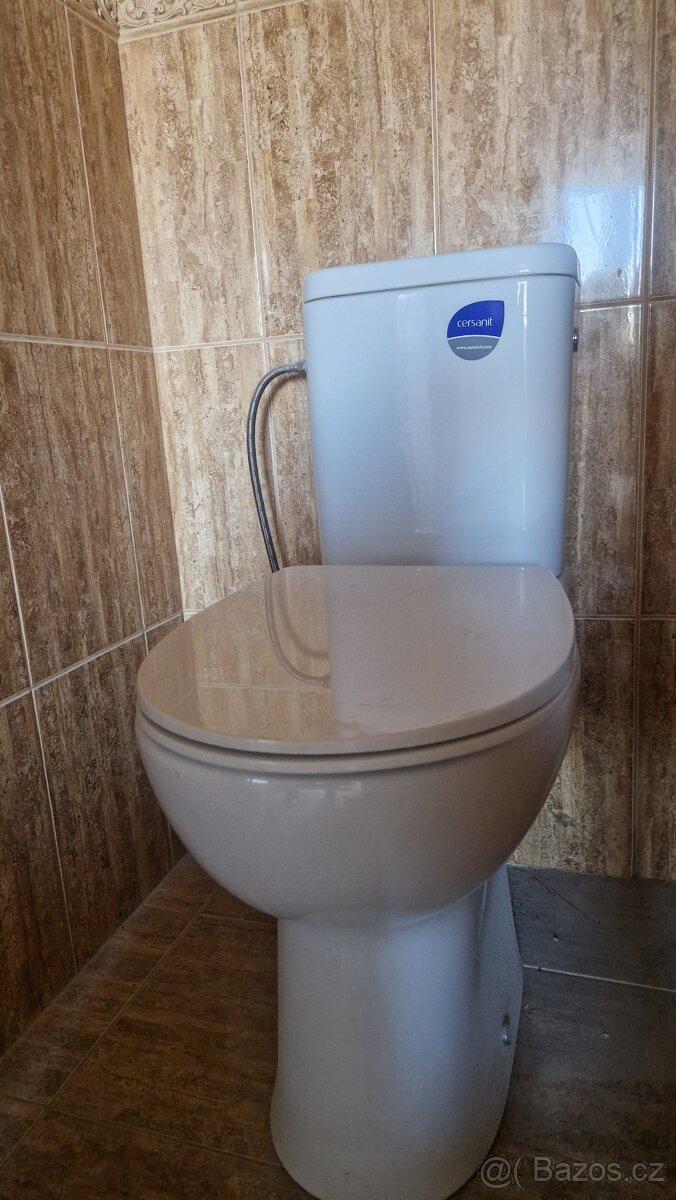 Prodám vyšší záchod Cersanit