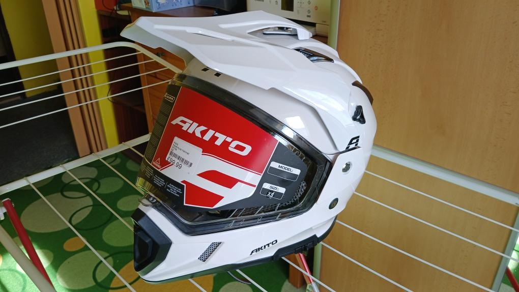 Akito Adventure XS