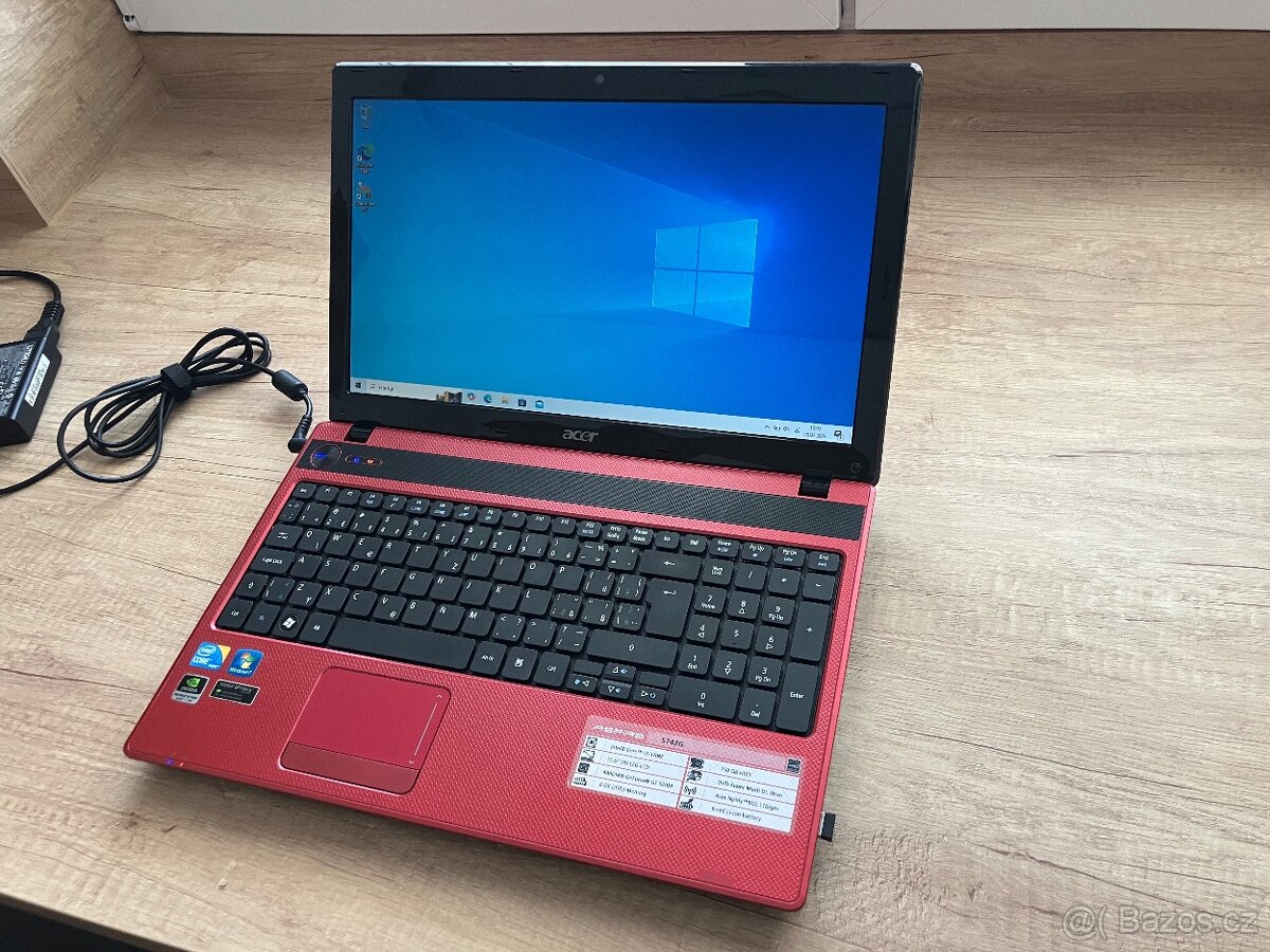 Acer Aspire 5742G i3 750GB HDD