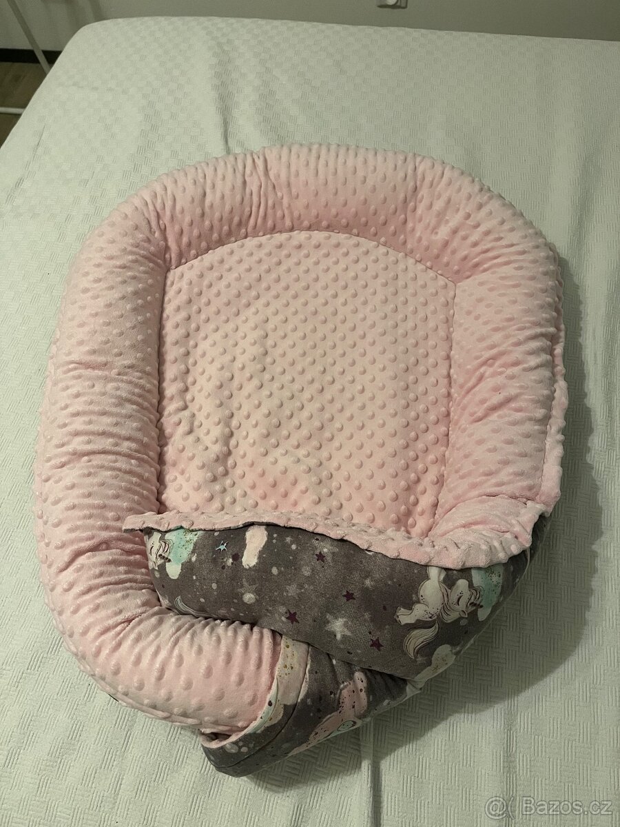 Hnízdečko pro miminko