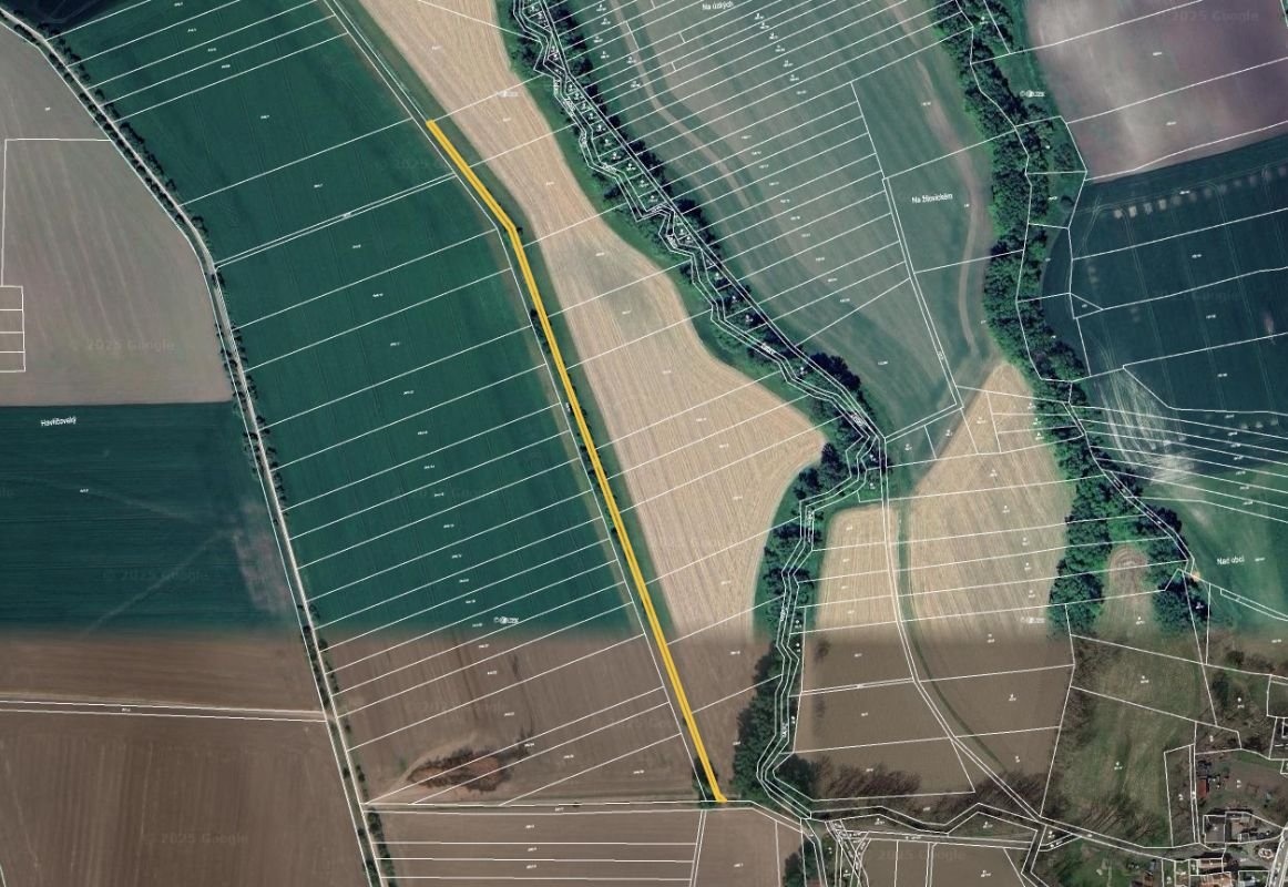 Prodej podílu 1/6 pole 299 m², Rosice