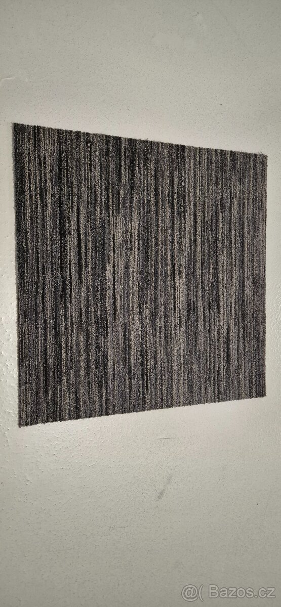 Zátěžový moderní koberec 50x50