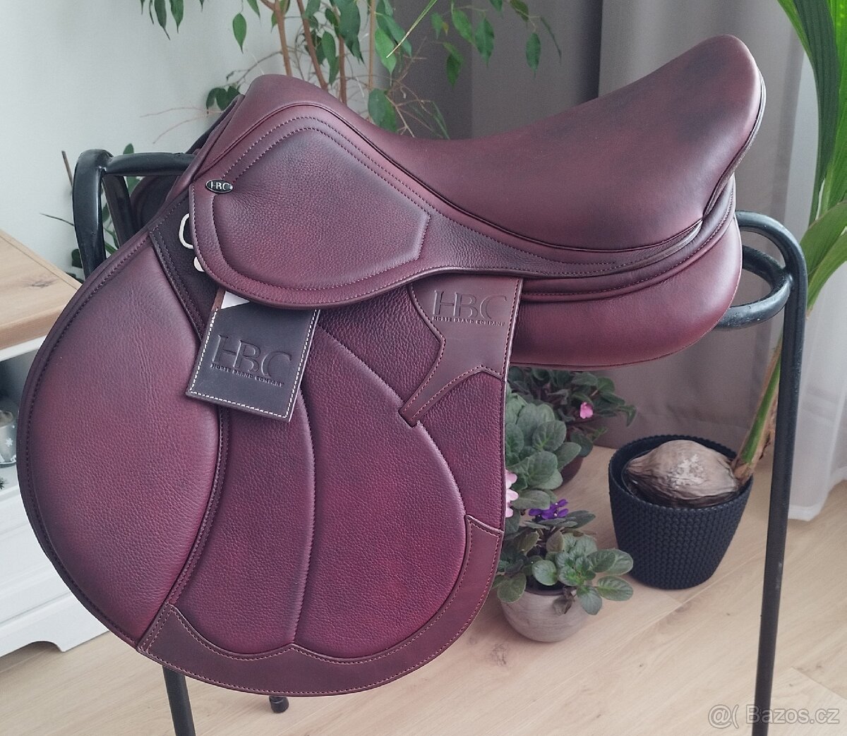 Skokové sedlo HBC