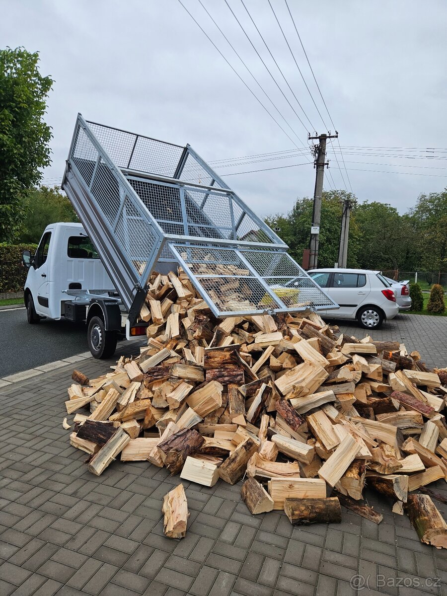 Palivové dřevo štípané SUCHÉ