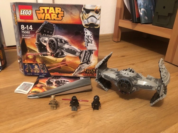 Lego set 75082