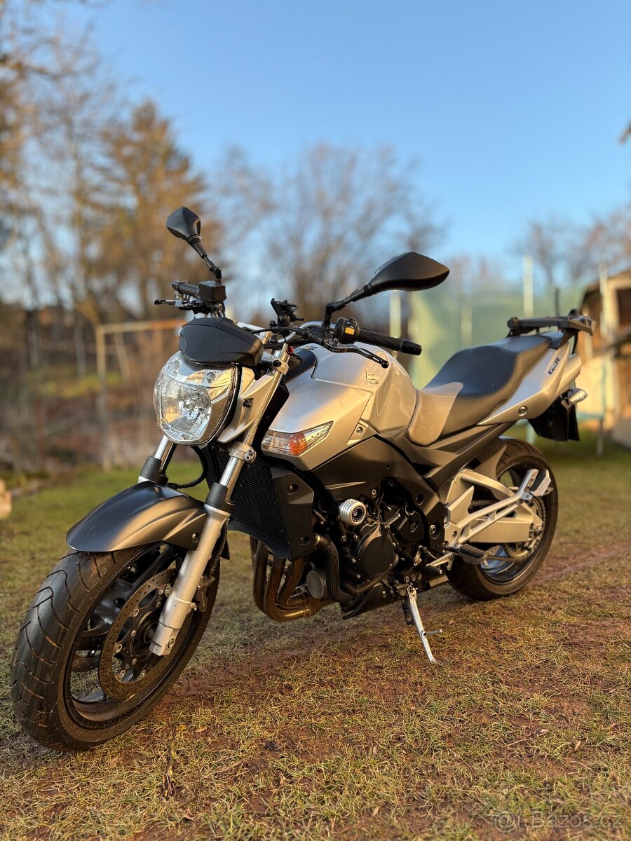 Suzuki GSR 600, 2006