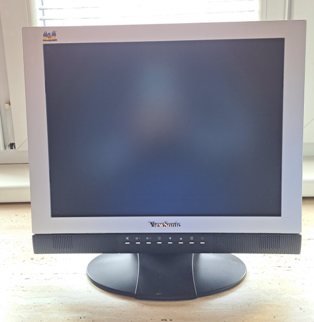 ViewSonic V500+ stereo LCD, dotykové ovládání tlačítek