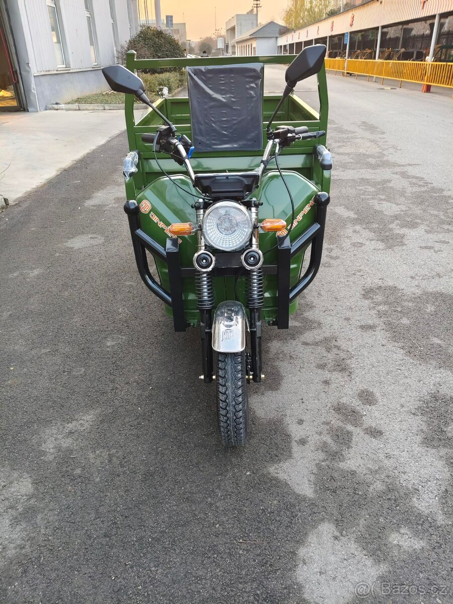 Elektrická tříkolka