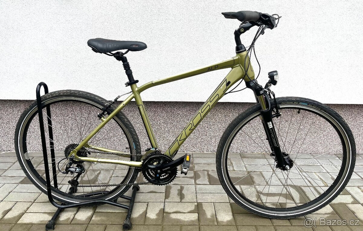 Trekové kolo kross vel.M 28” PO SERVIS