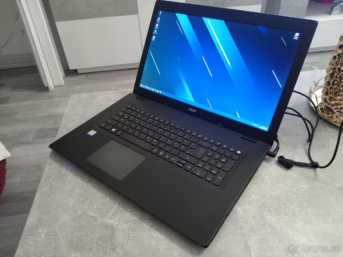 Acer TravelMate P278-M