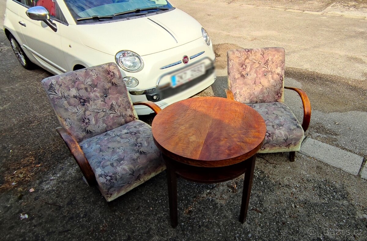 Kreslo + stolík J.Halabala
