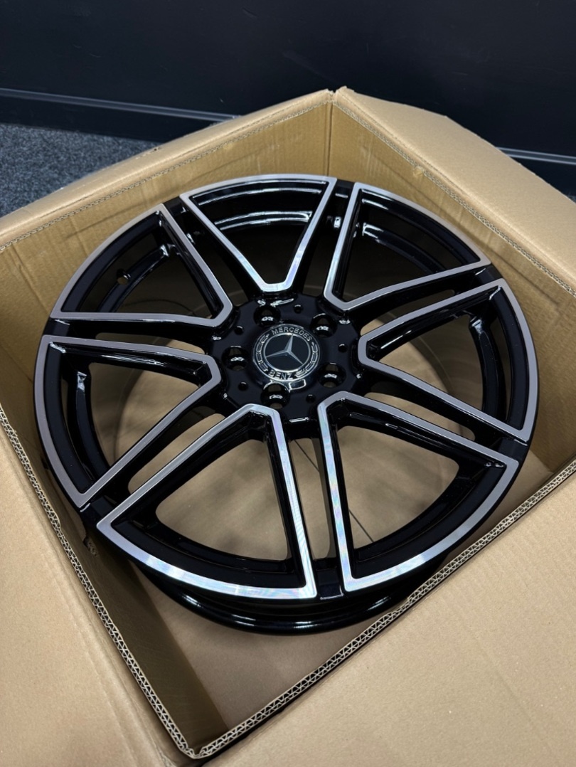 Alu MERCEDES V / VITO 5x120 19”