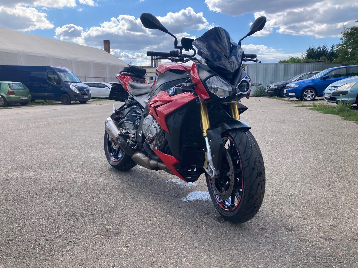 BMW s1000r