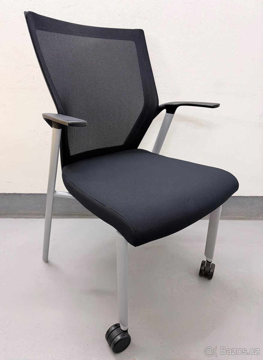 Pracovní/kancelářská židle Sidiz - nová