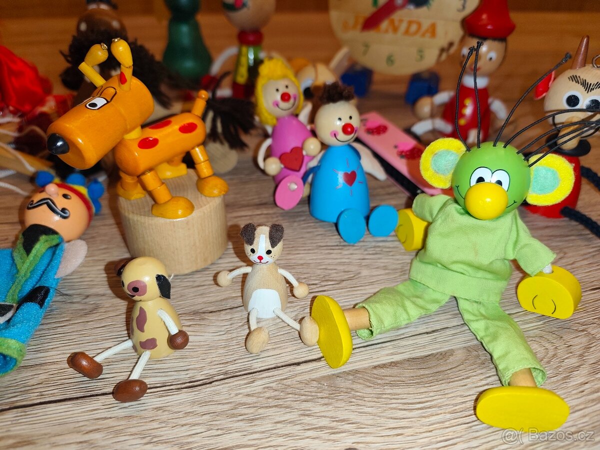 Mix dřevěných hraček