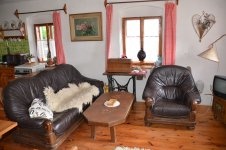 Gauč a křeslo - masiv