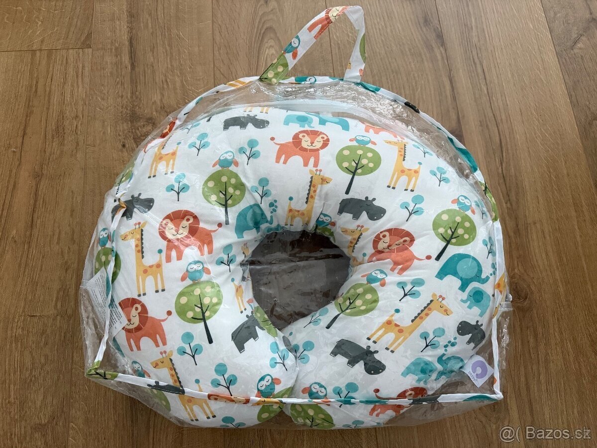 CHICCO Vankúš na dojčenie Boppy - Peaceful Jungle