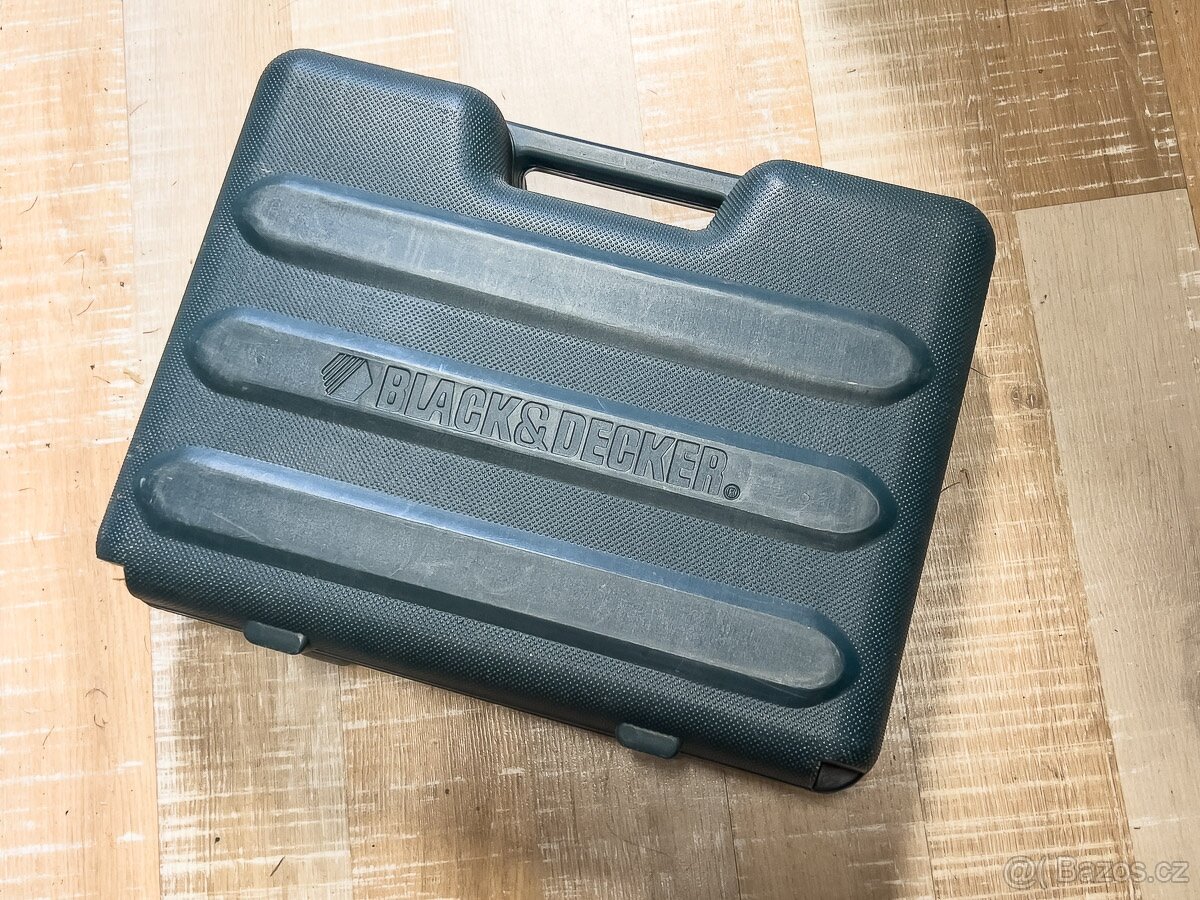 Black & Decker KD950K zachovalá vŕtačka SDS 550W